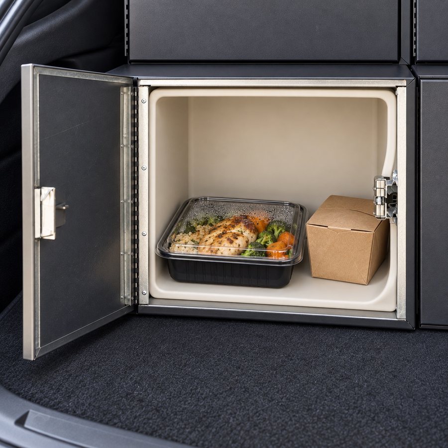 Hot locker with a hot meal inside